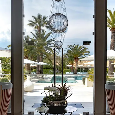 Sezz מלון סן טרופז